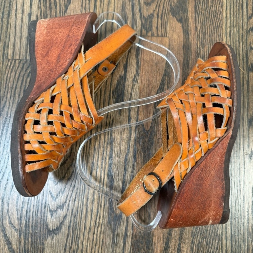 Vintage 1970s QualiCraft Casualets Brown leather woven wedges size 7.5 - Picture 7 of 8